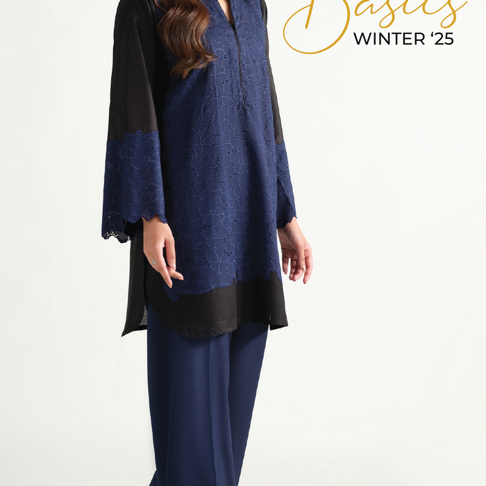Sinoor's 'Aylin' navy blue and black embroidered pret suit from the Winter Basic Collection. Elegant ready-to-wear kurta and trousers for women.
